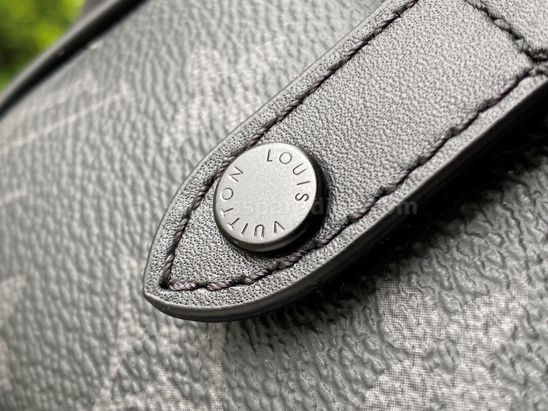 Shop Louis Vuitton 2022 SS Christopher wearable wallet (M69404) by  design◇base